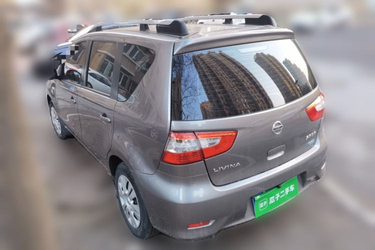 Used Nissan Livina 2013 1.6XE Manual Comfort Edition
