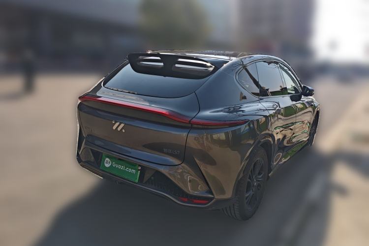 Used IM LS7 2023 90 kWh Elite Rear-Drive Version