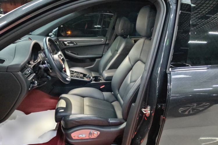 Used Porsche Macan 2024 Macan 2.0T