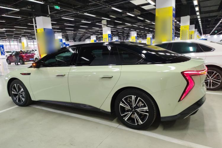 Used Hongqi EH7 2024 690 Pro
