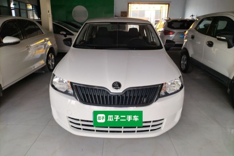 Used Skoda Rapid 2013 1.4L Manual Enjoyment Model
