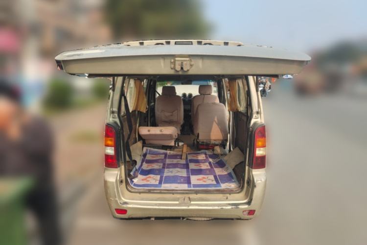 Used Dongfeng Xiaokang V29 2012 1.2L Standard Version
