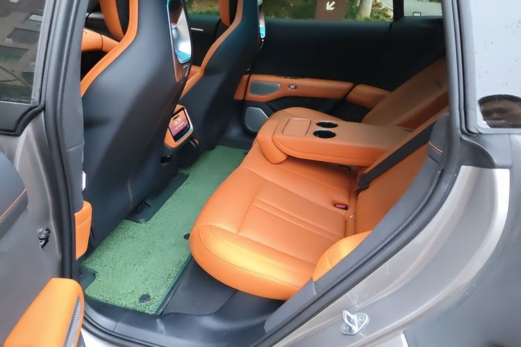 Used Xiaomi Auto YU7 2025 Ultra-Long Range High-Performance All-Wheel-Drive Max Edition