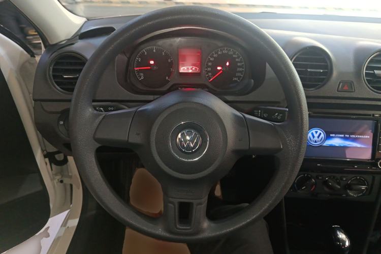 Used Volkswagen Jetta 2015 Value Edition 1.6L Automatic Fashion Version
