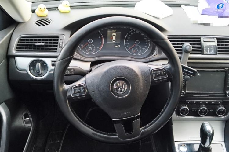 Used Volkswagen Passat 2014 1.8TSI DSG Prestige Navigation Edition Steering Wheel