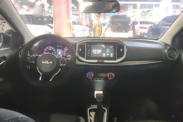 Used Kia kx1 Stonic 2021 1.4L CVT Sunroof Model