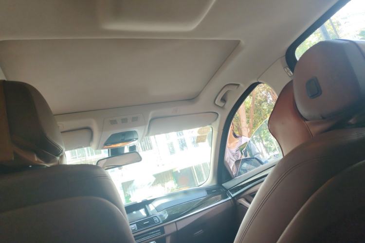 Used BMW 5 Series 2014 525Li Leading Model
