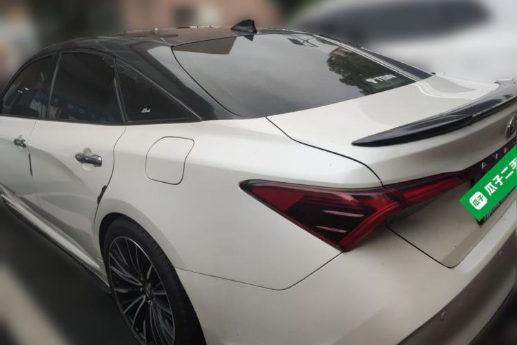 Used Toyota Avalon 2019 Dual-Engine 2.5L Luxury Edition China V Standard

