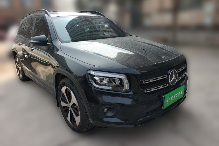 Used Mercedes-Benz GLB 2021 GLB 200 4MATIC Front Right 45 Deg