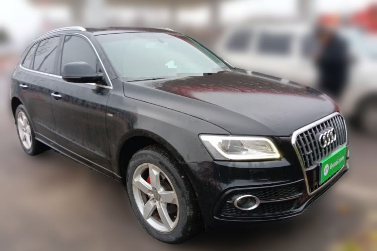 Used Audi Q5 2018 Collector's Edition 40 TFSI Ambition Model
