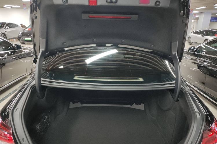 Used Mercedes-Benz E-Class 2022 E 300 L Premium Edition