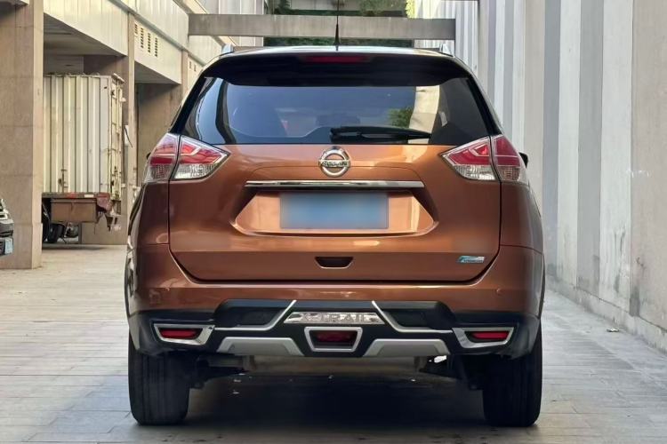 Used Nissan X-Trail 2015 2.0L CVT Comfort MAX Edition 2WD
