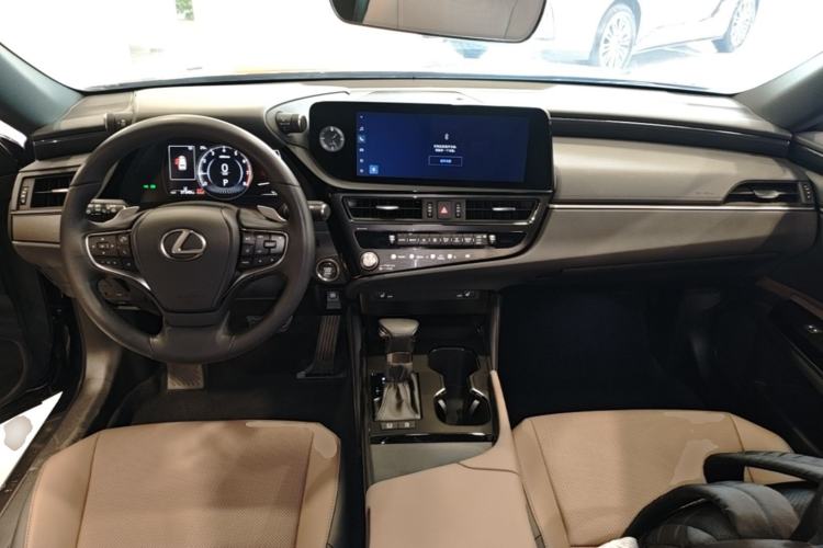 Used Lexus ES 2022 200 Excellence Edition
