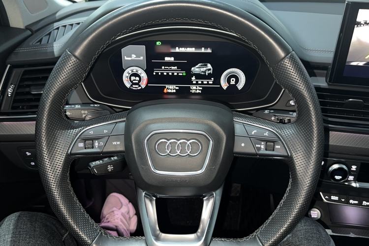Used Audi Q5L 2022 45T Luxury Dynamic Model Steering Wheel