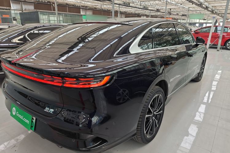 Used VOYAH PASSION 2024 PHEV Four-Wheel Drive Ultra-Long Range Flagship Model Rear Right 45 Deg