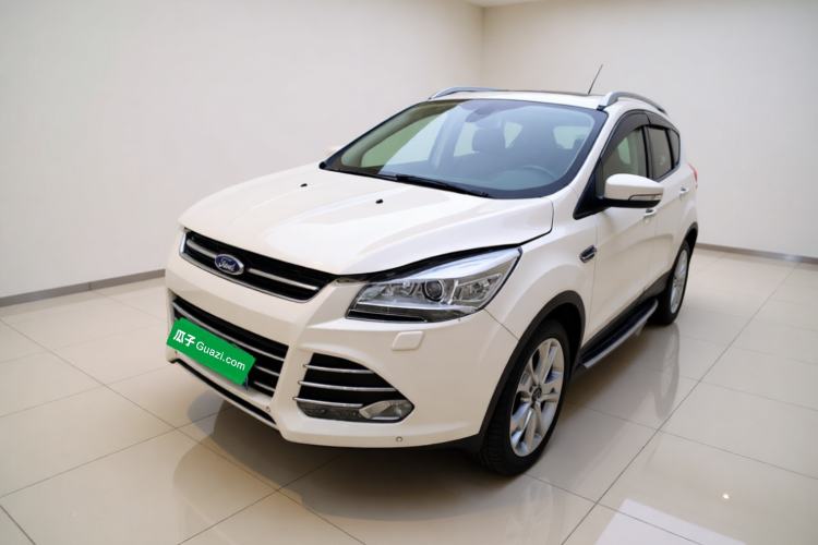 Used Ford Kuga 2015 2.0L GTDi Four-Wheel-Drive Sport Model