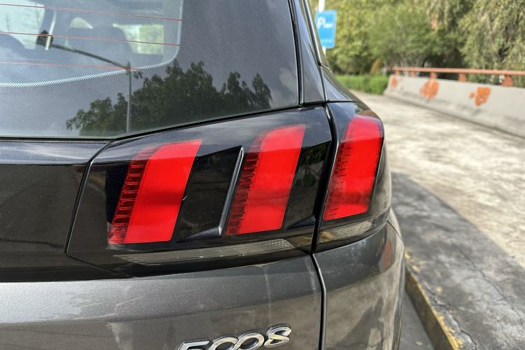 Used Peugeot 5008 2017 380THP 5-Seater Elite Edition