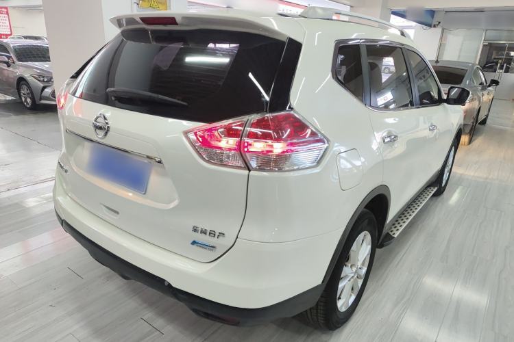 Used Nissan X-Trail 2014 2.0L CVT Comfort Edition 2WD Rear Right 45 Deg