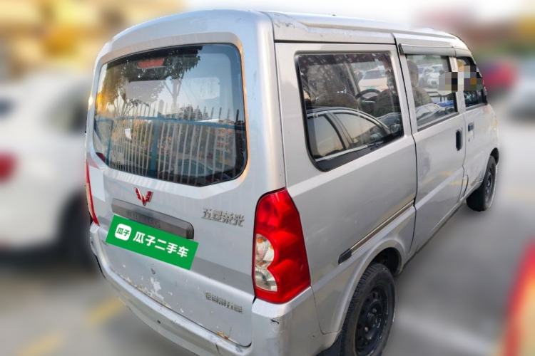 Used Wuling Rongguang 2011 1.2L Base Version
