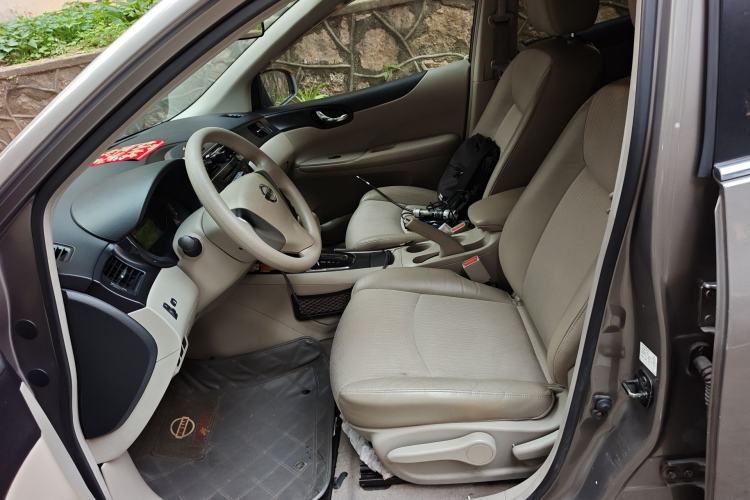 Used Nissan Tiida 2011 1.6L CVT Smart Version Left Front Seat