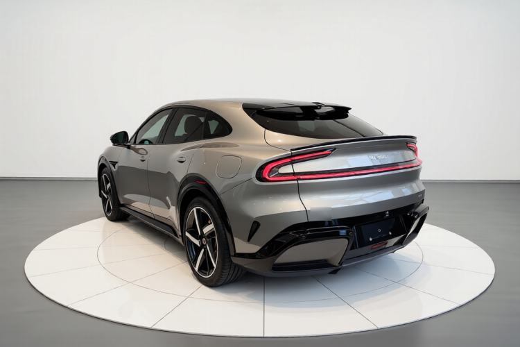 Used Xiaomi Auto YU7 2025 Ultra-Long Range All-Wheel Drive Pro Version