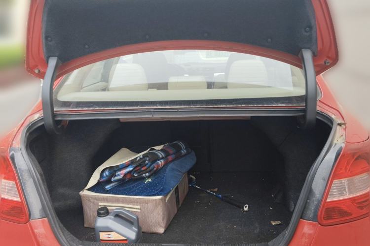 Used Suzuki Kizashi 2011 2.4L Two-Wheel Drive CVT Standard Edition
