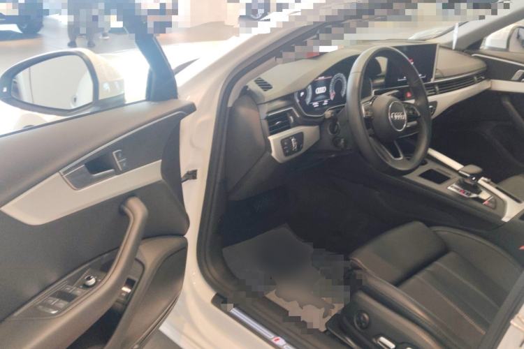 Used Audi A4L 2024 40 TFSI Fashion Dynamic Model