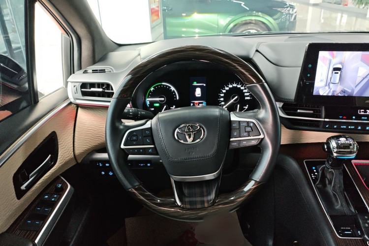 Used Toyota SIENNA 2021 2.5L Hybrid Comfort Edition