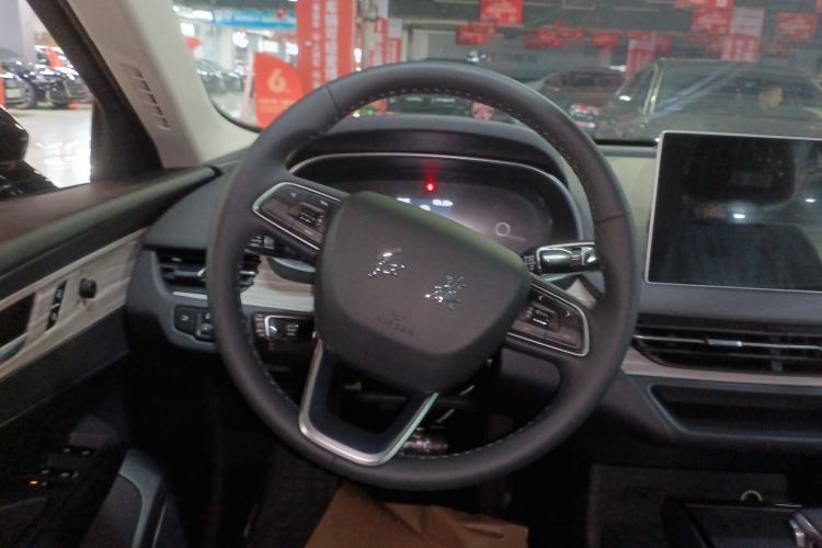 Used Hongqi E-QM5 2024 500km Range Edition
