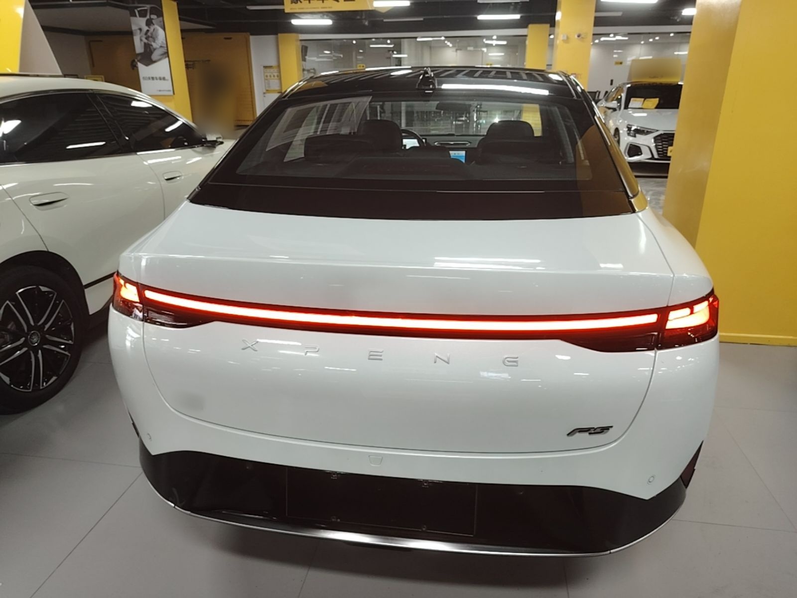 XPeng P5 2021 600P — снимка 5