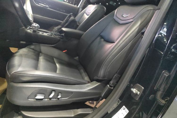 Used Cadillac XT6 2022 2.0T Six-Seater Two-Wheel-Drive Luxury Version