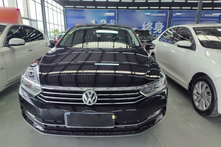 Used Volkswagen Magotan 2019 330TSI DSG Luxury Version China VI Standard
