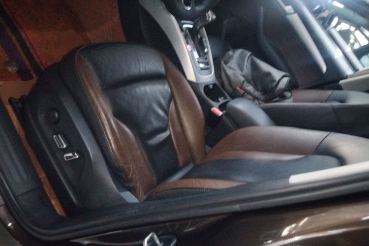 Used Audi Q5 2017 Plus 40 TFSI Technology Model
