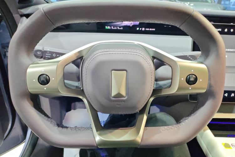 Used Avatr 06 2025 Pro Range-Extended Edition Steering Wheel