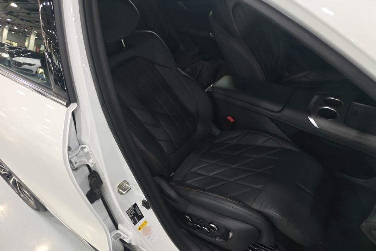 Used CHANGAN CS75 PLUS 2025 4th Generation UItra 2.0T New Blue Whale – Smart & Powerful Version