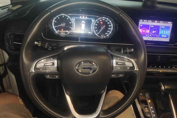 Used GAC Trumpchi M6 2021 270T DCT Luxury Edition (7 Seats) Steering Wheel