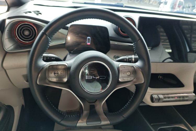 Used BYD Dolphin 2021 405 km Fashion Edition