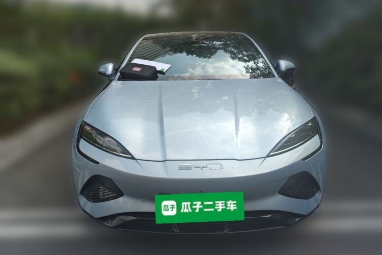 Used BYD Seal 2022 550 km Standard Range Rear-Wheel Drive Prestige Version Front