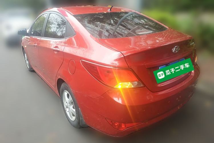 Used Hyundai Verna (older generation) 2014 1.4L Automatic Smart GLS Rear Left 45 Deg