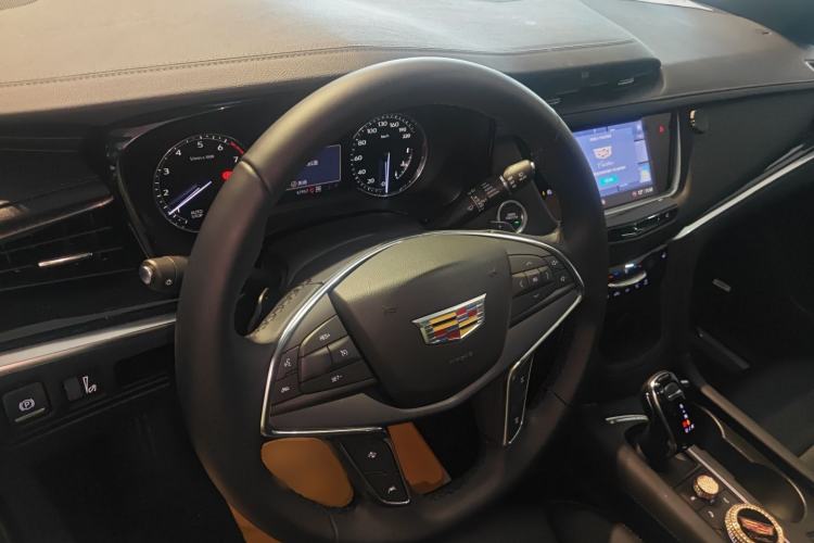 Used Cadillac XT5 2022 2.0T Four-Wheel Drive Luxury Version