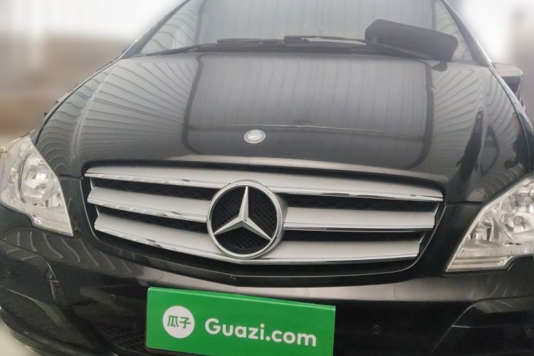 Used Mercedes-Benz Viano 2013 3.0L Hospitality Edition Front