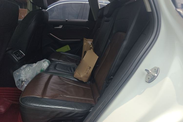 Used Audi Q5 2017 Plus 40 TFSI Ambition Model
