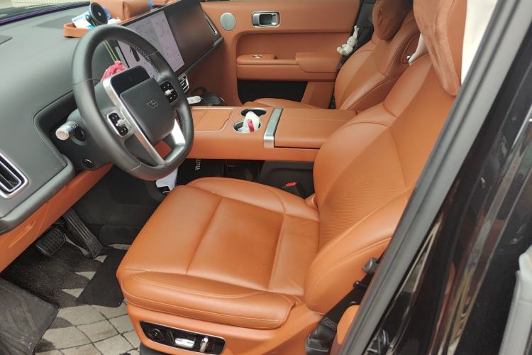 Used Li Auto L8 2023 Pro Model
