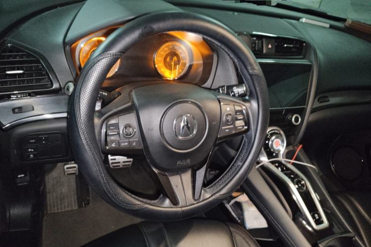 Used Acura CDX 2016 1.5T Two-Wheel Drive Deluxe Edition
