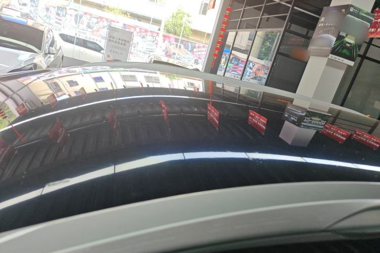 Used AION Y 2022 70 Tech Edition Lithium Iron Phosphate Roof