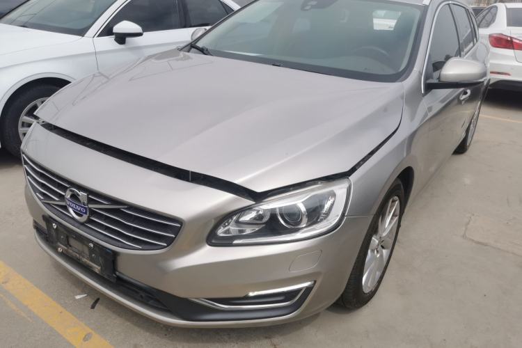 Used Volvo V60 2015 T5 Zhiyi Edition