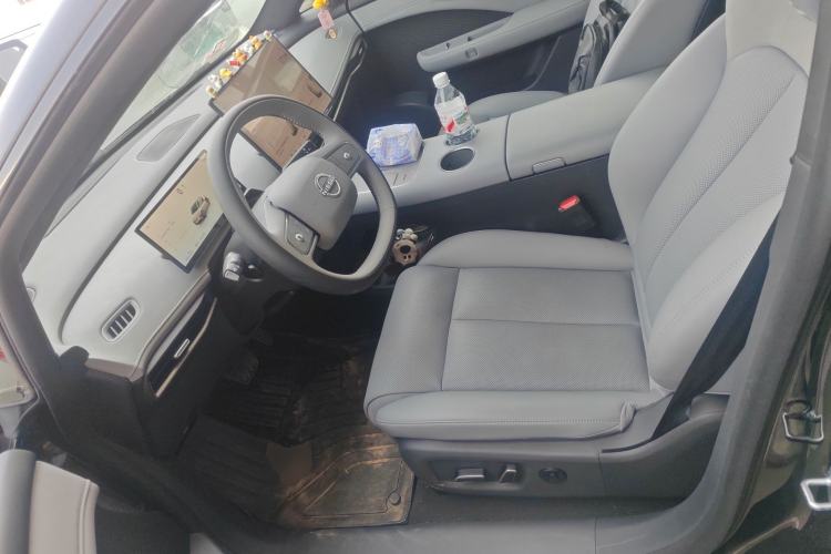 Used Nissan N7 2025 625 Max Left Front Seat