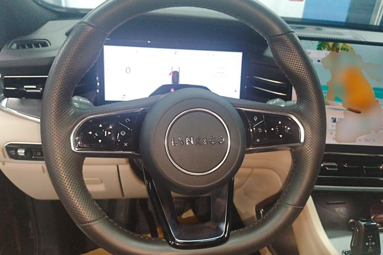 Used Lynk & Co 09 EM-P 2024 2.0TD EM-P Four-Wheel Drive HALO Six-Seater Steering Wheel