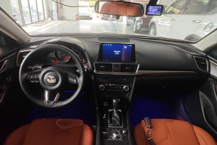 Used Mazda 3 Axela 2017 Sedan 1.5L Automatic Luxury Model Emission Standard China V