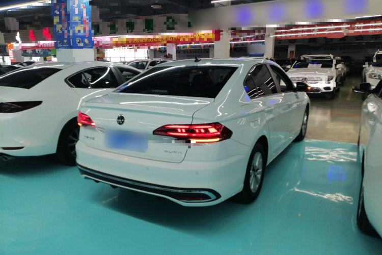 Used Volkswagen Bora 2023 1.5L Automatic Changer Limited Edition Rear Right 45 Deg